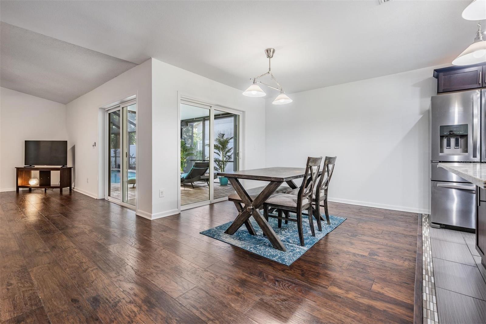 10 HARBOR COVE ST