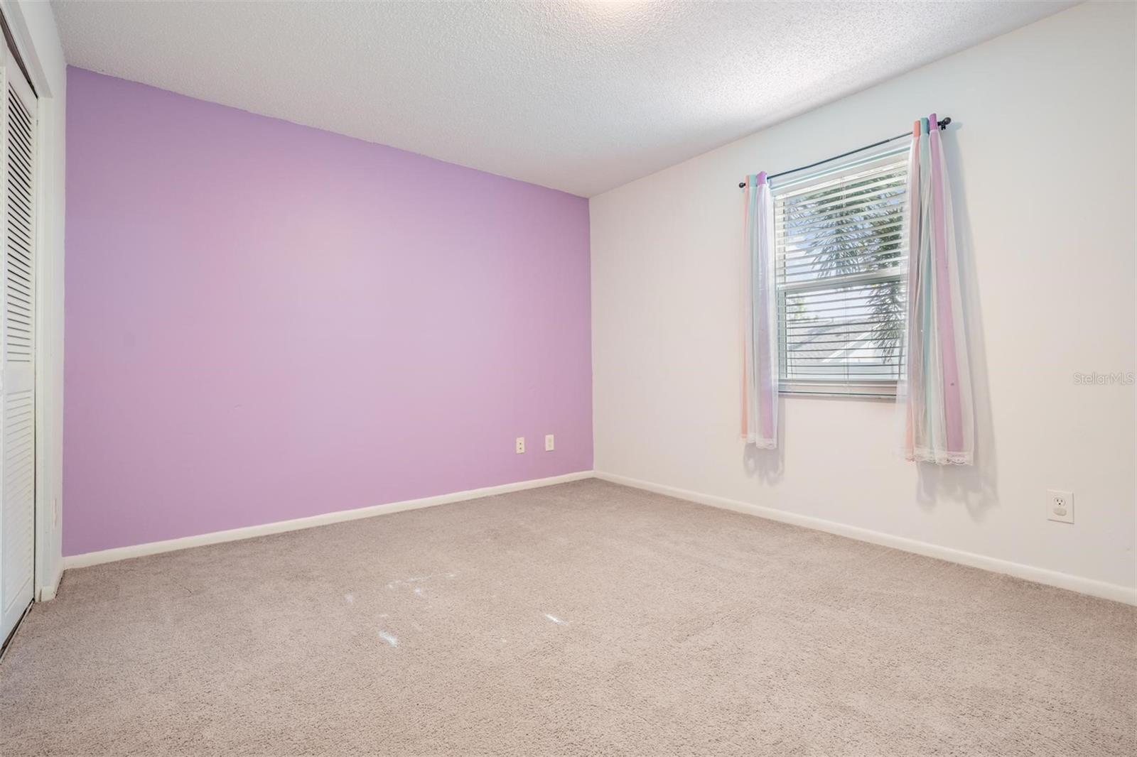10 HARBOR COVE ST