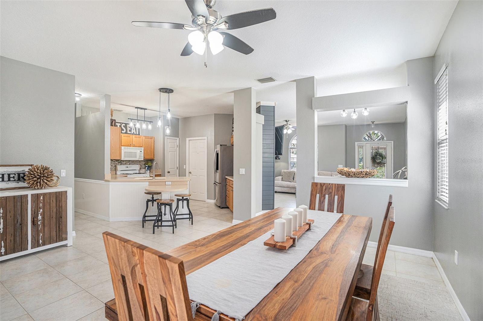 1135 MILLBROOK CIR