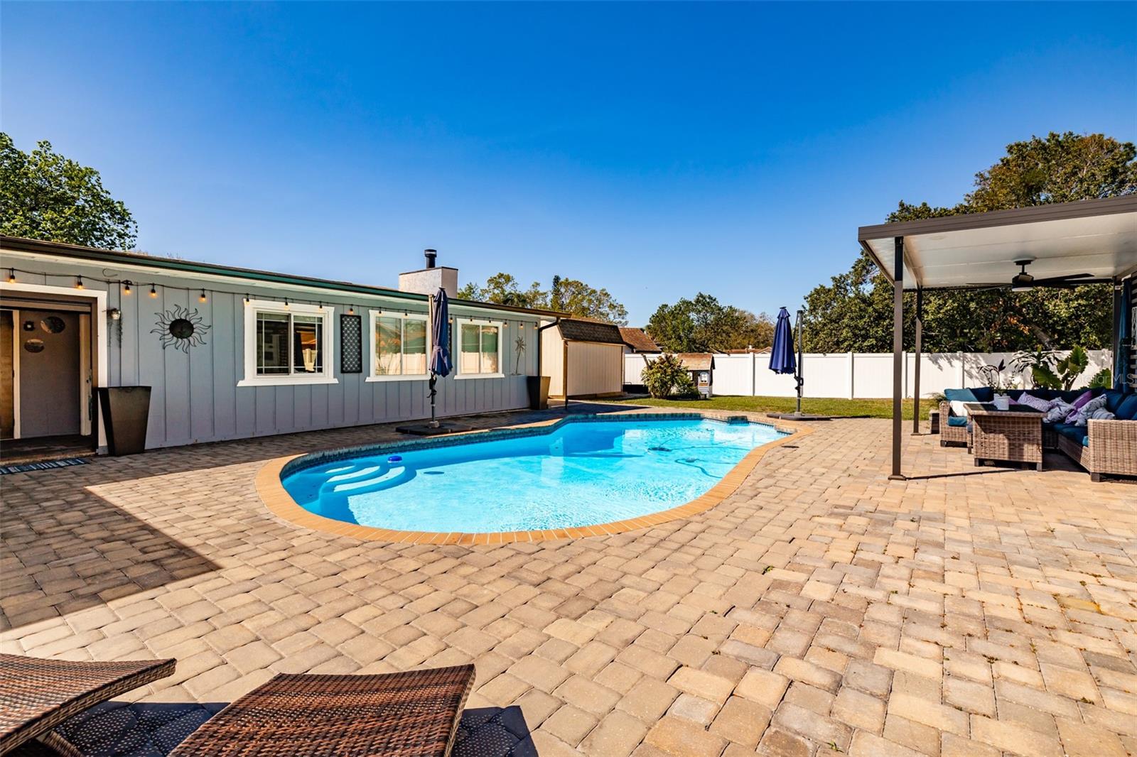 5509 BLUEJAY LN