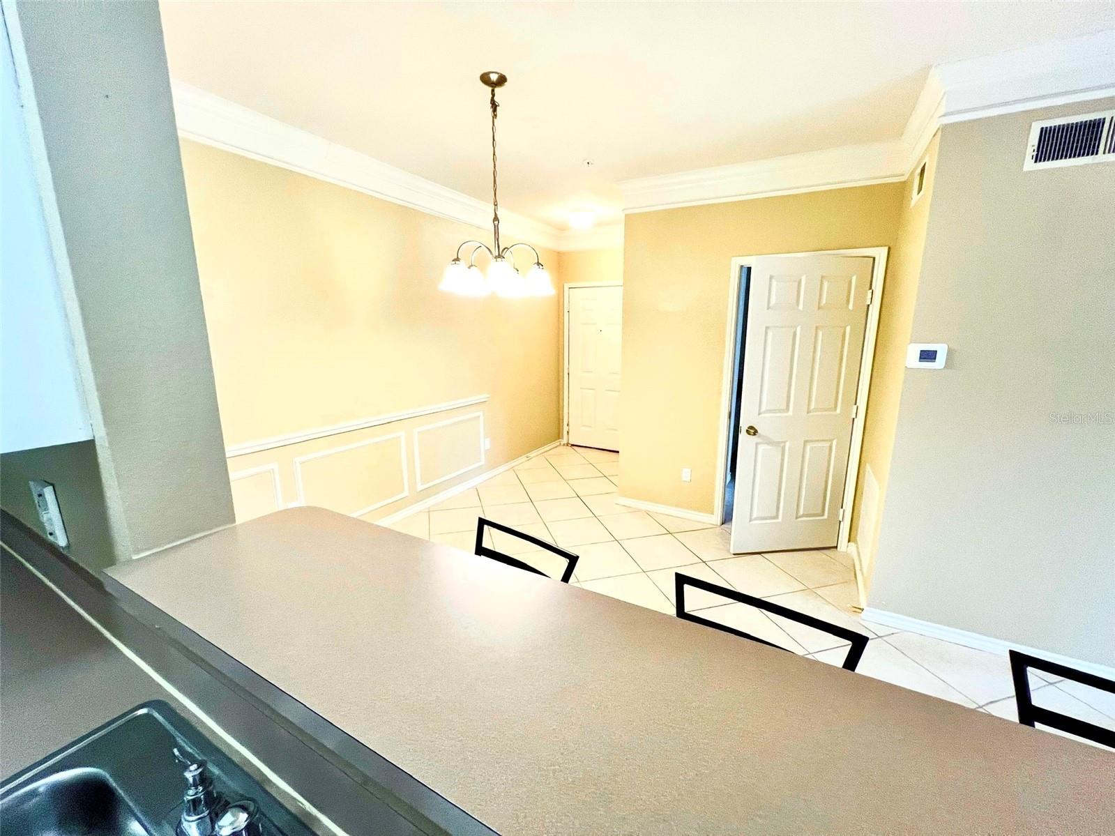 4333 BAYSIDE VILLAGE DR #327
