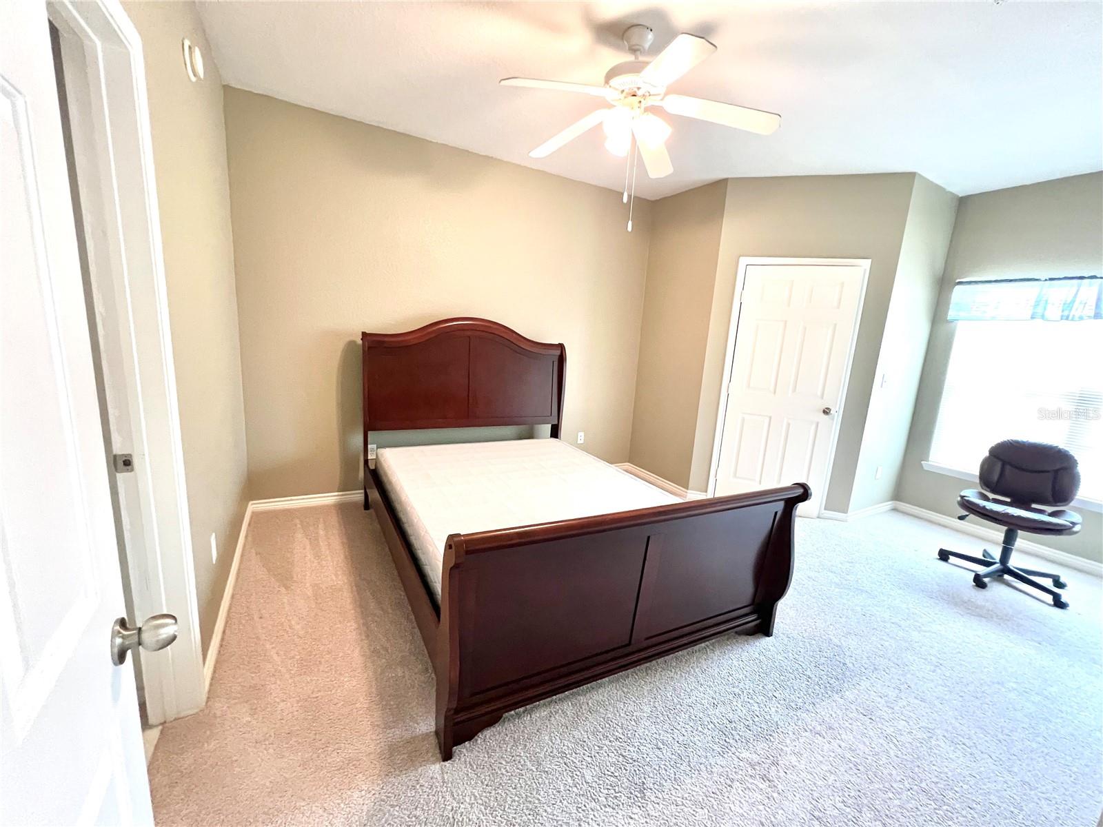 4333 BAYSIDE VILLAGE DR #327