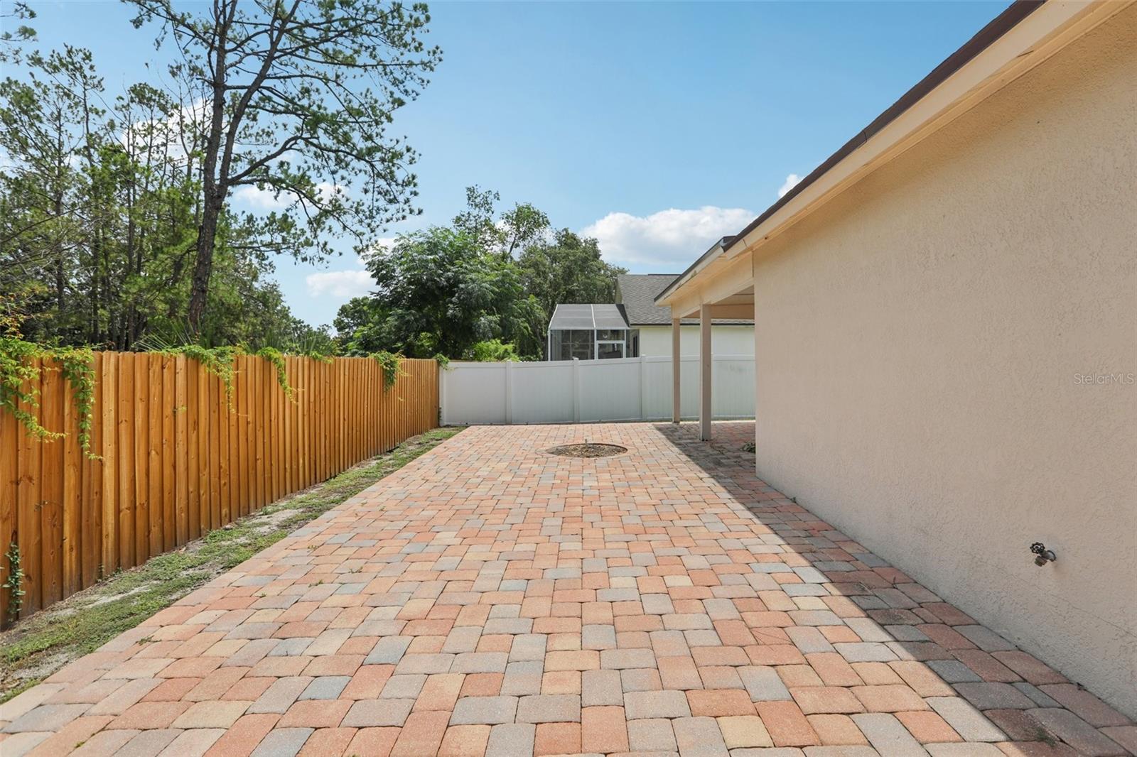 2625 BROOKVILLE DR