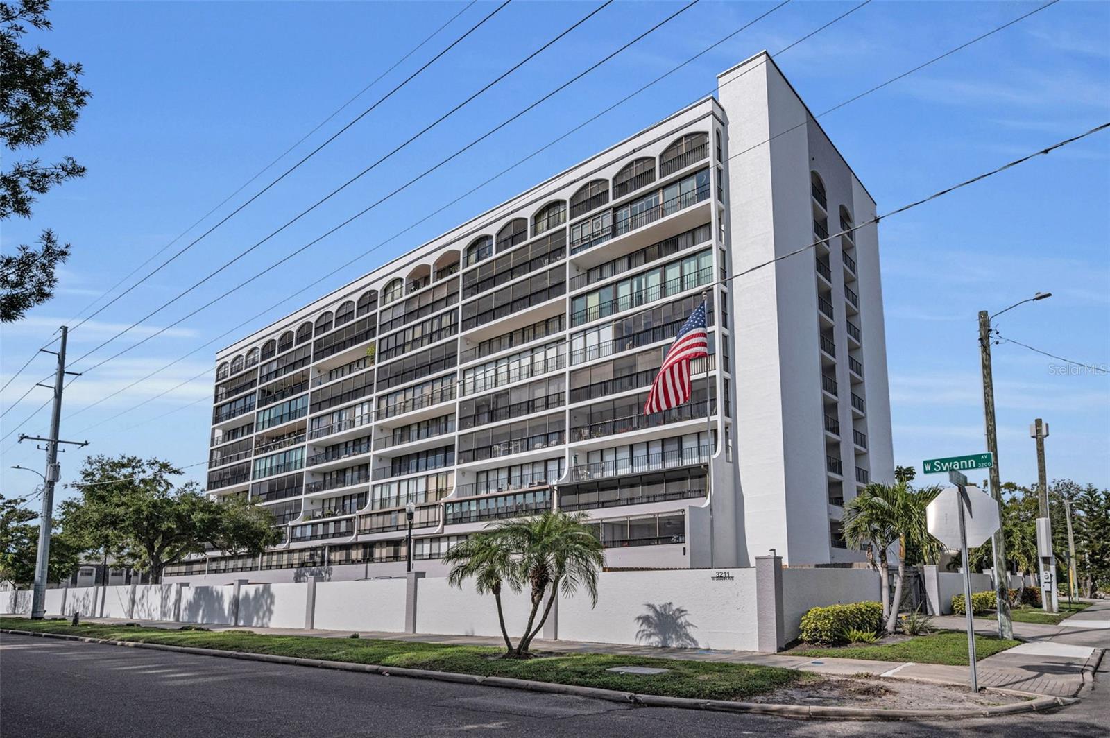 3211 W SWANN AVE #1001