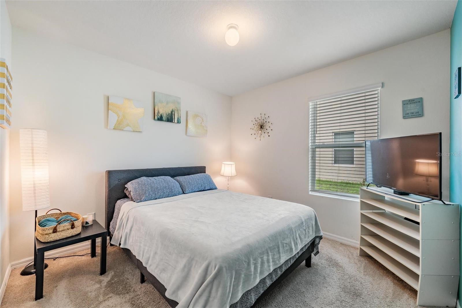 12013 MYRTLE ROCK DR