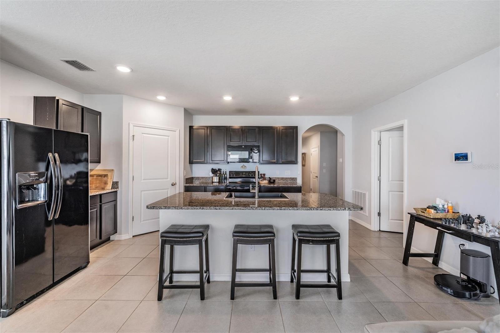 12013 MYRTLE ROCK DR