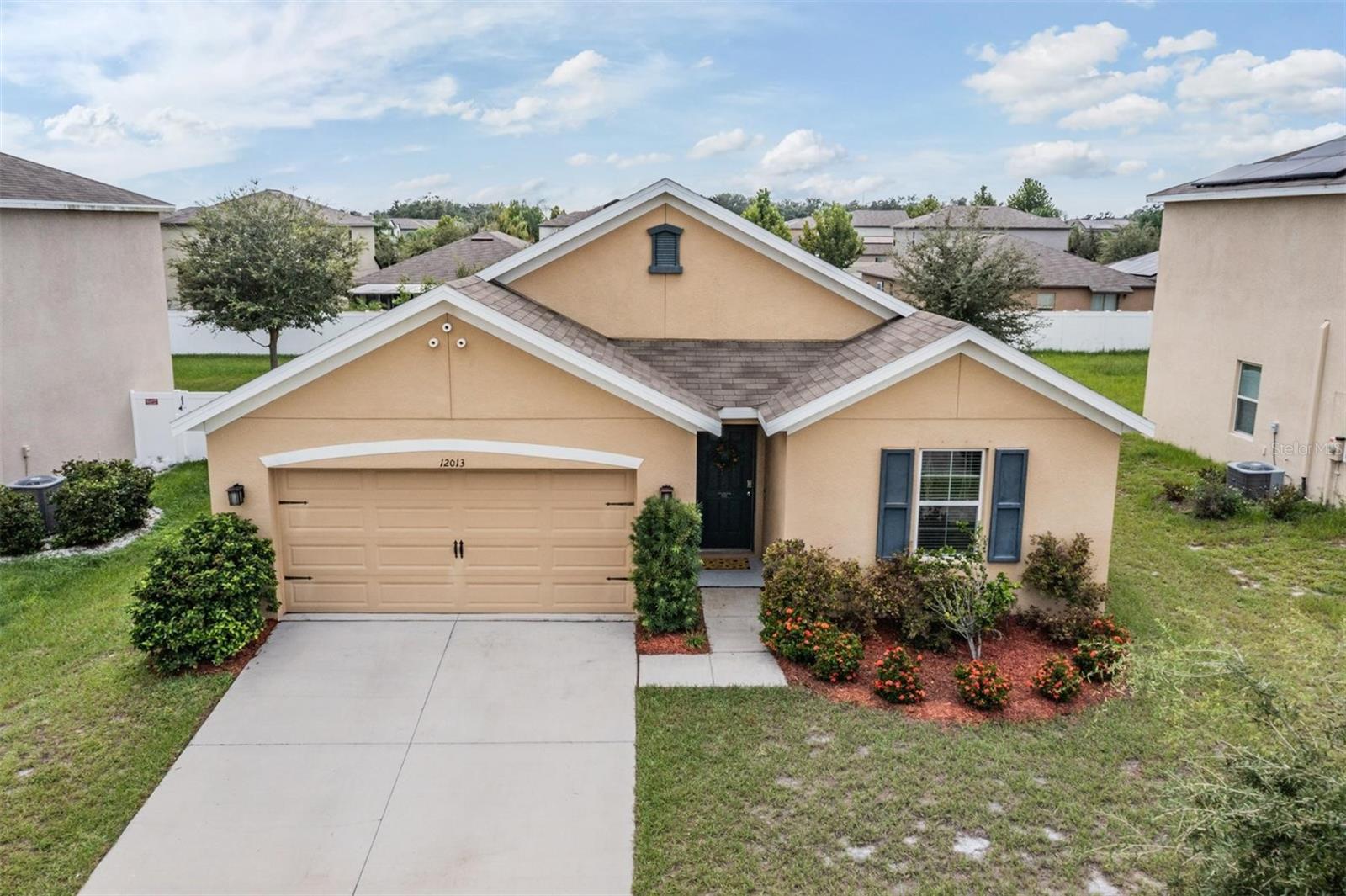 12013 MYRTLE ROCK DR