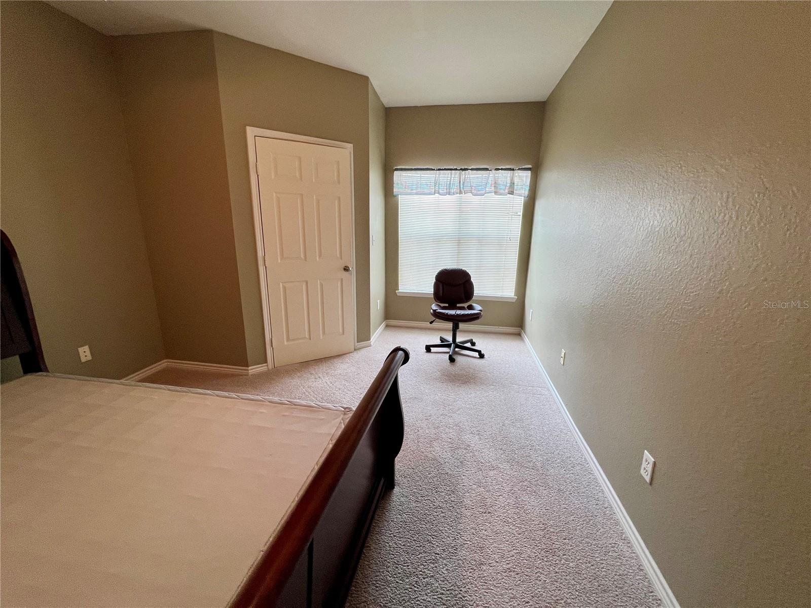 4333 BAYSIDE VILLAGE DR #327