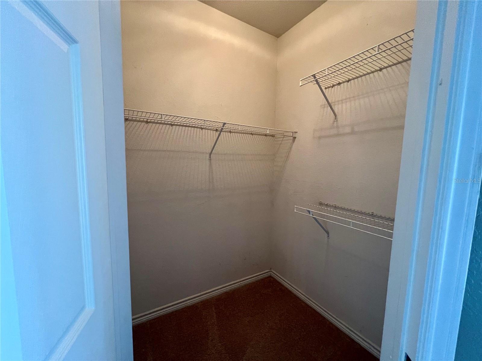 4333 BAYSIDE VILLAGE DR #327