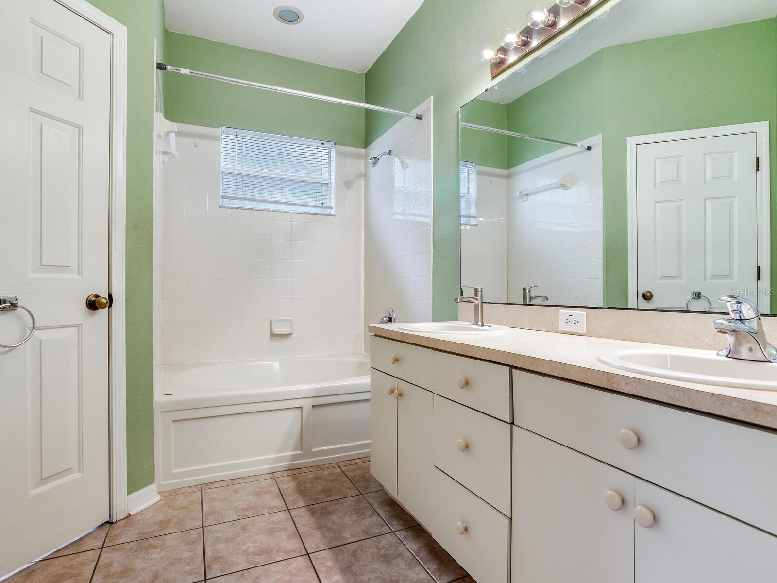 17433 LAWN ORCHID LOOP