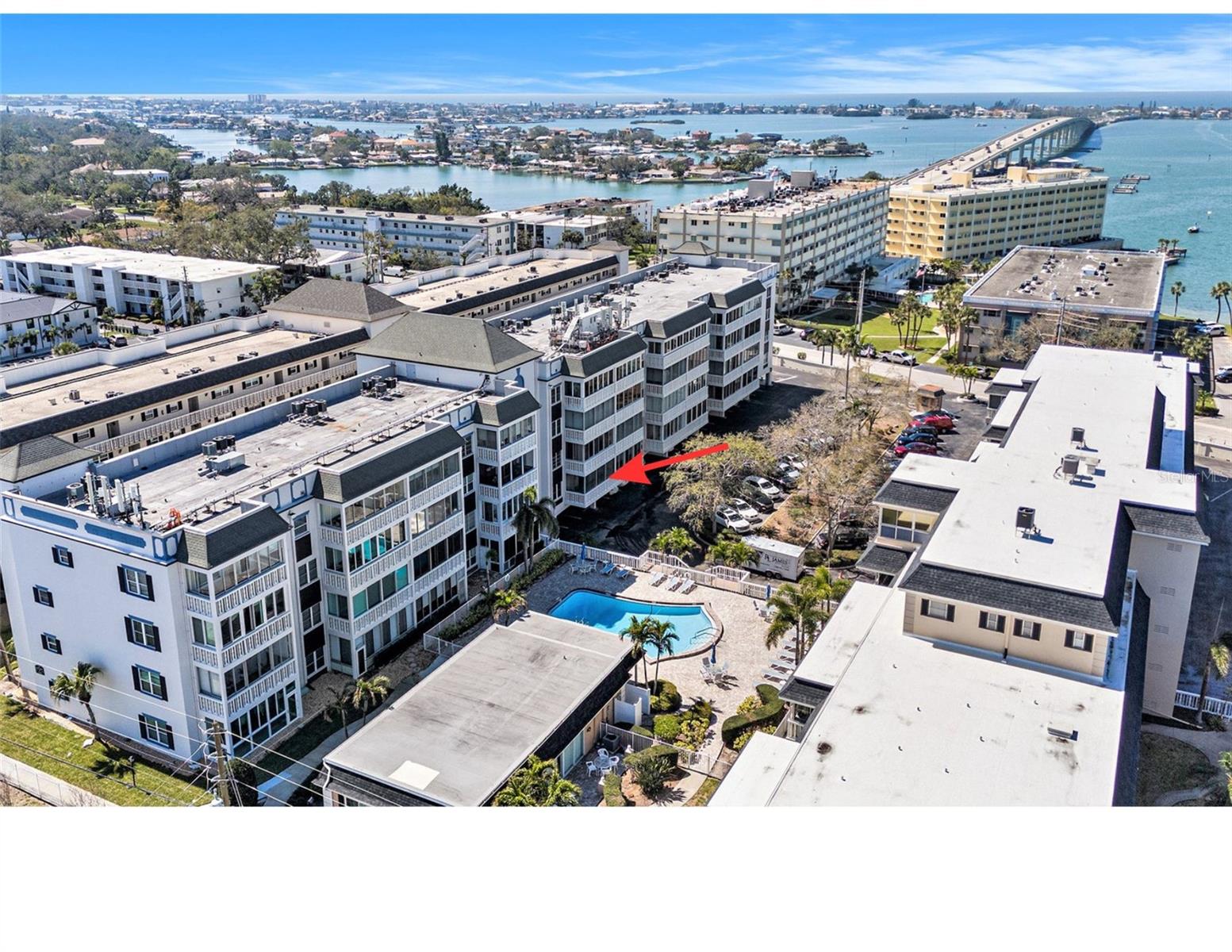 139 BLUFF VIEW DR #105