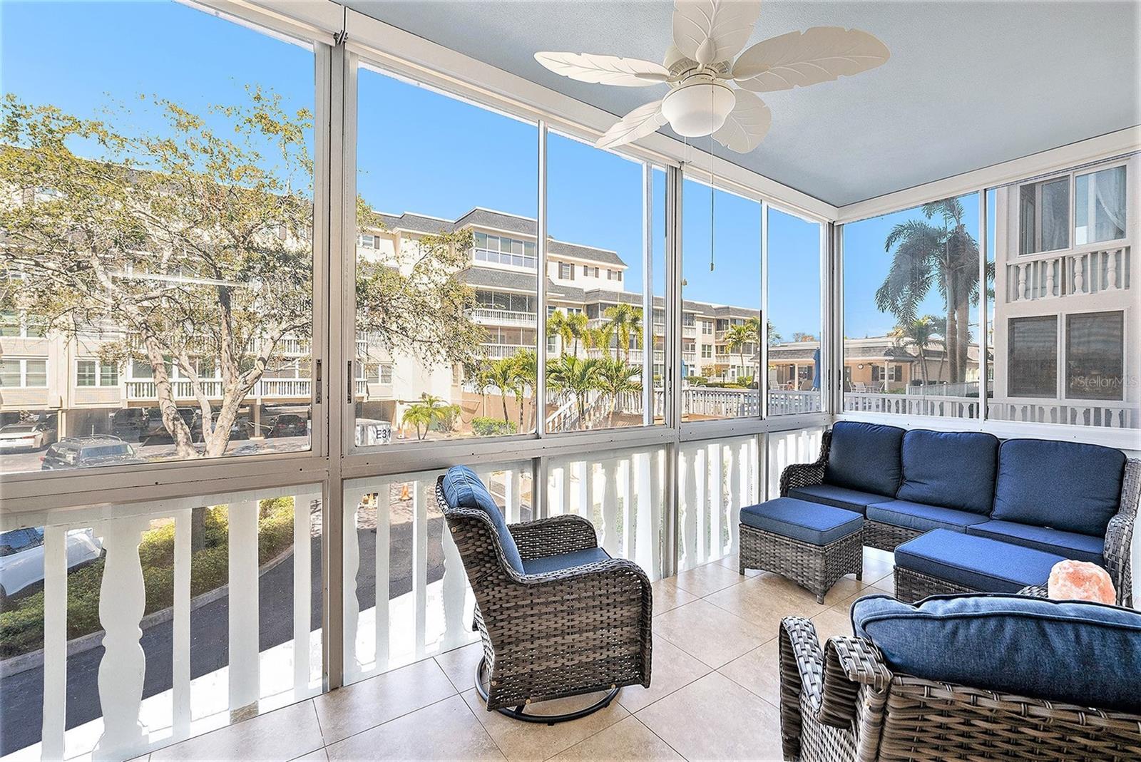 139 BLUFF VIEW DR #105