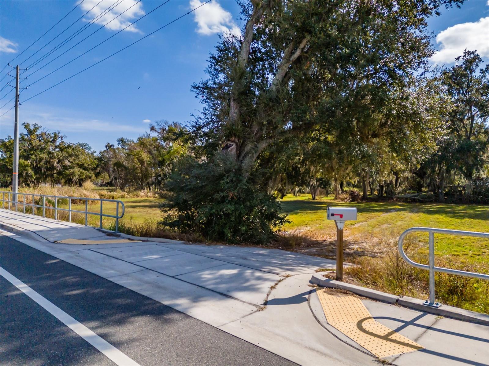 815 E SAM ALLEN RD