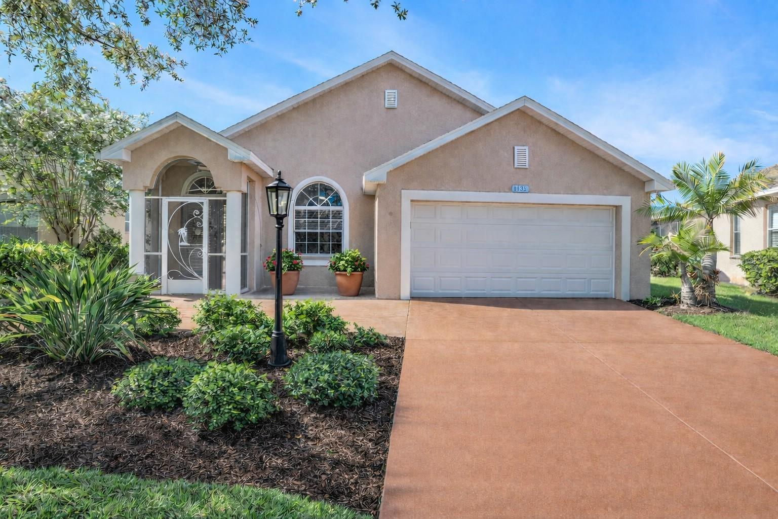 1135 MILLBROOK CIR