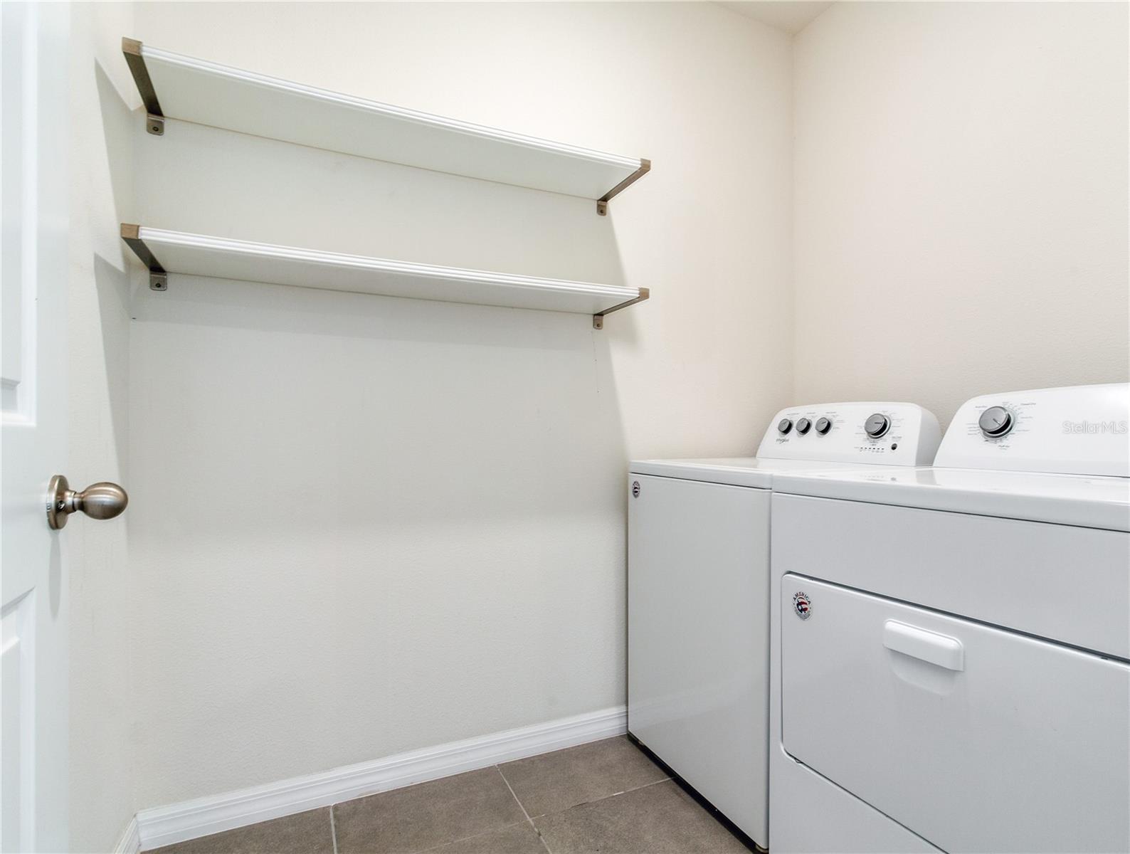 2412 KNIGHT ISLAND DR