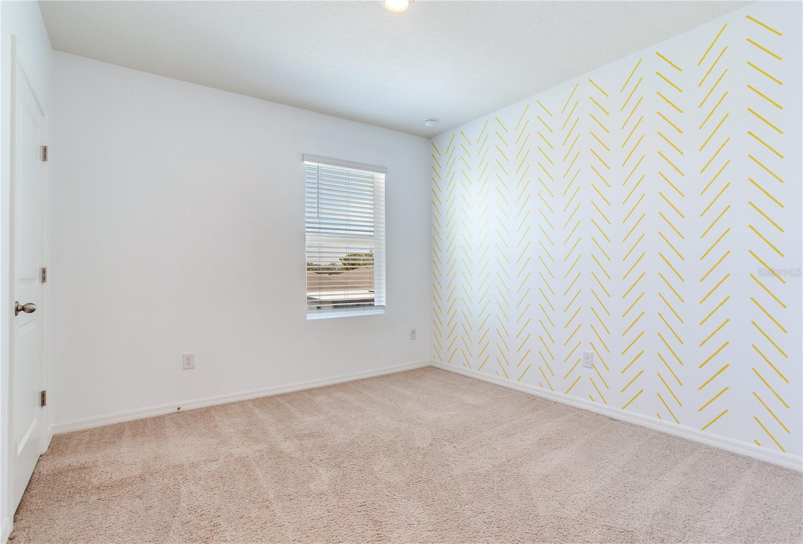 2412 KNIGHT ISLAND DR