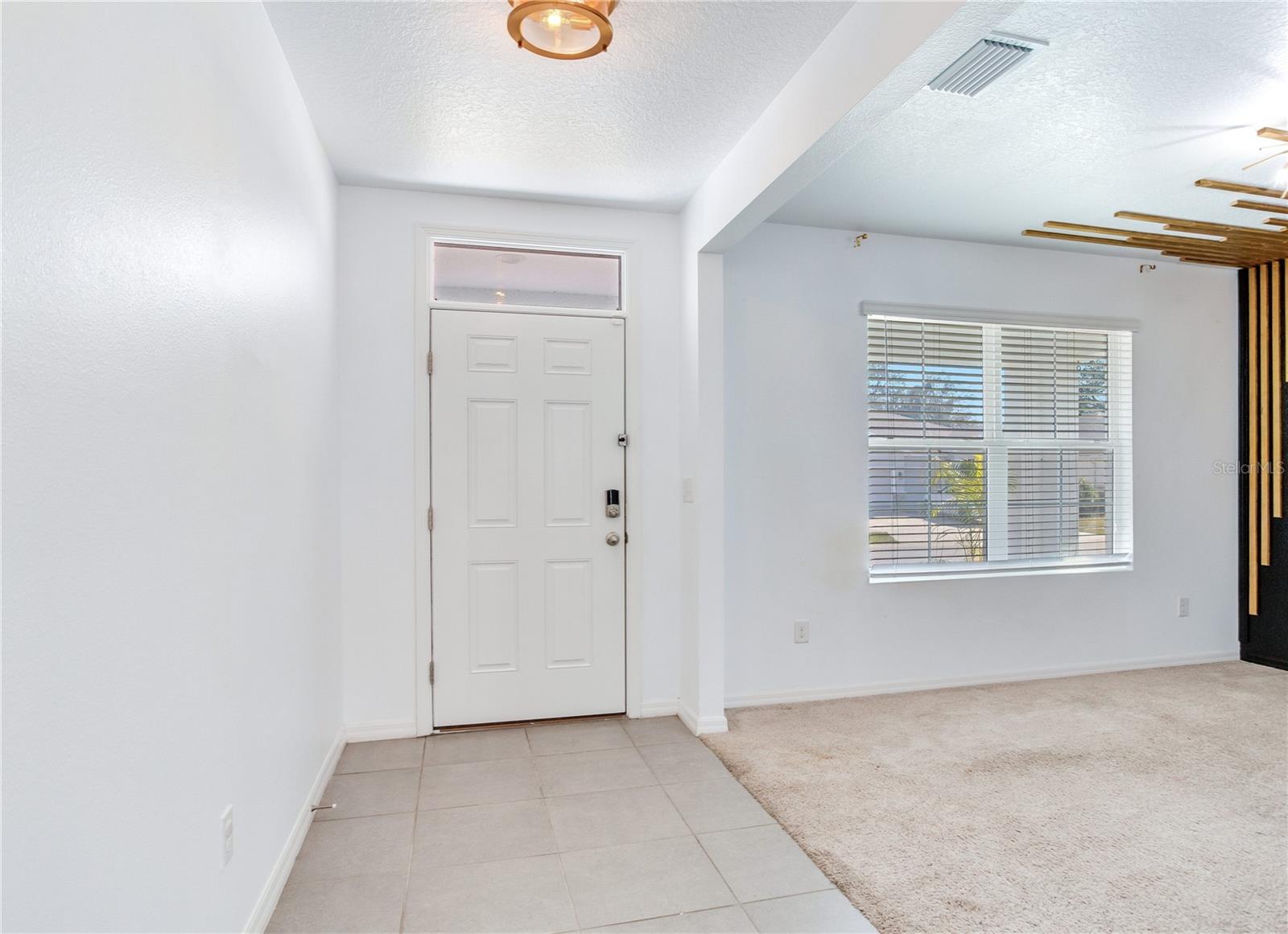 2412 KNIGHT ISLAND DR