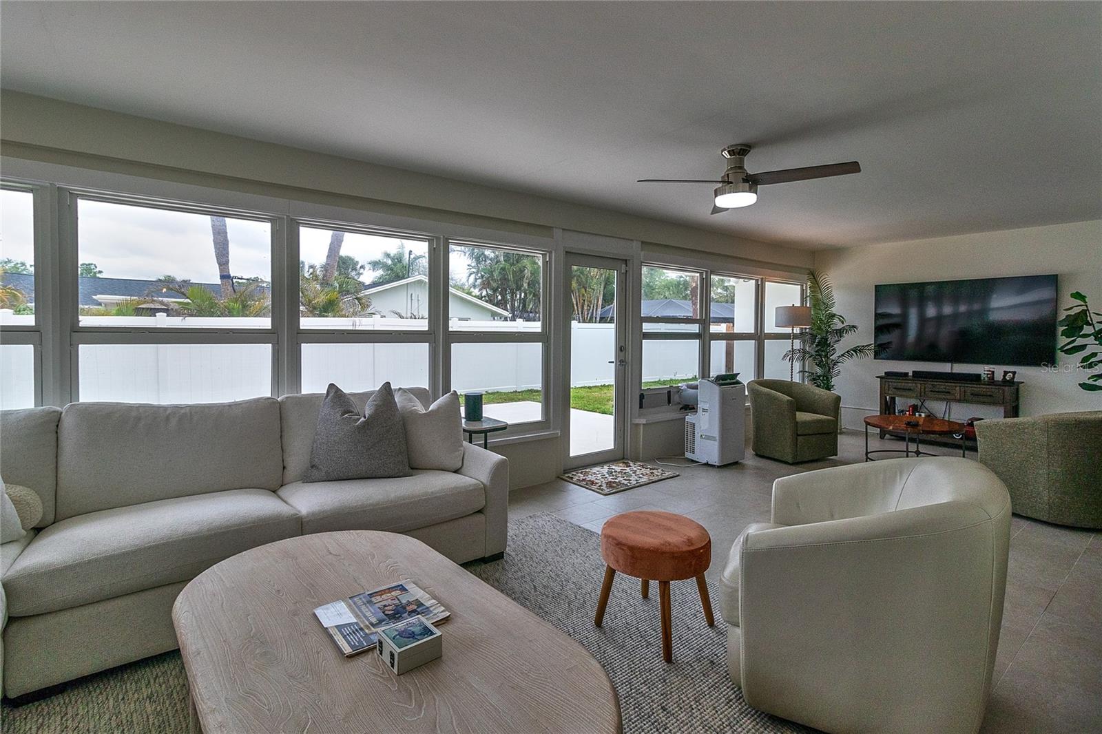 4331 HARBOR HILLS DR