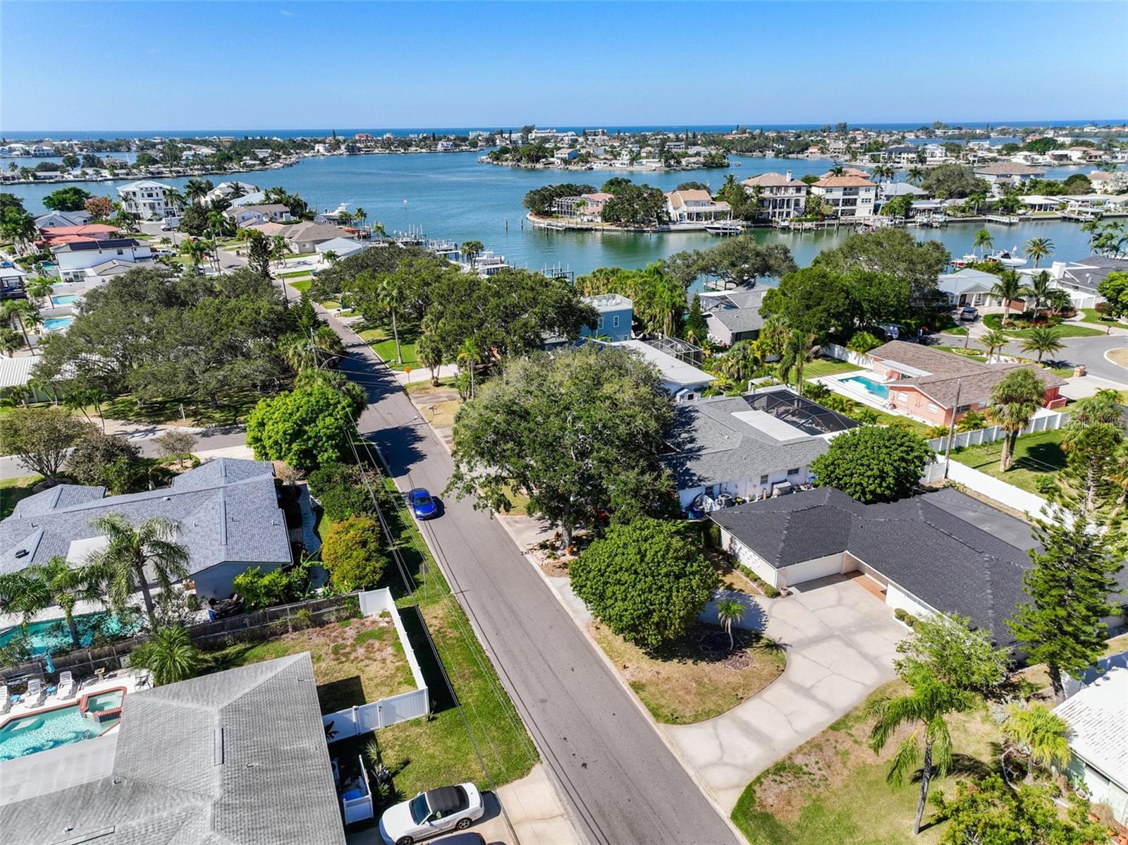 4331 HARBOR HILLS DR