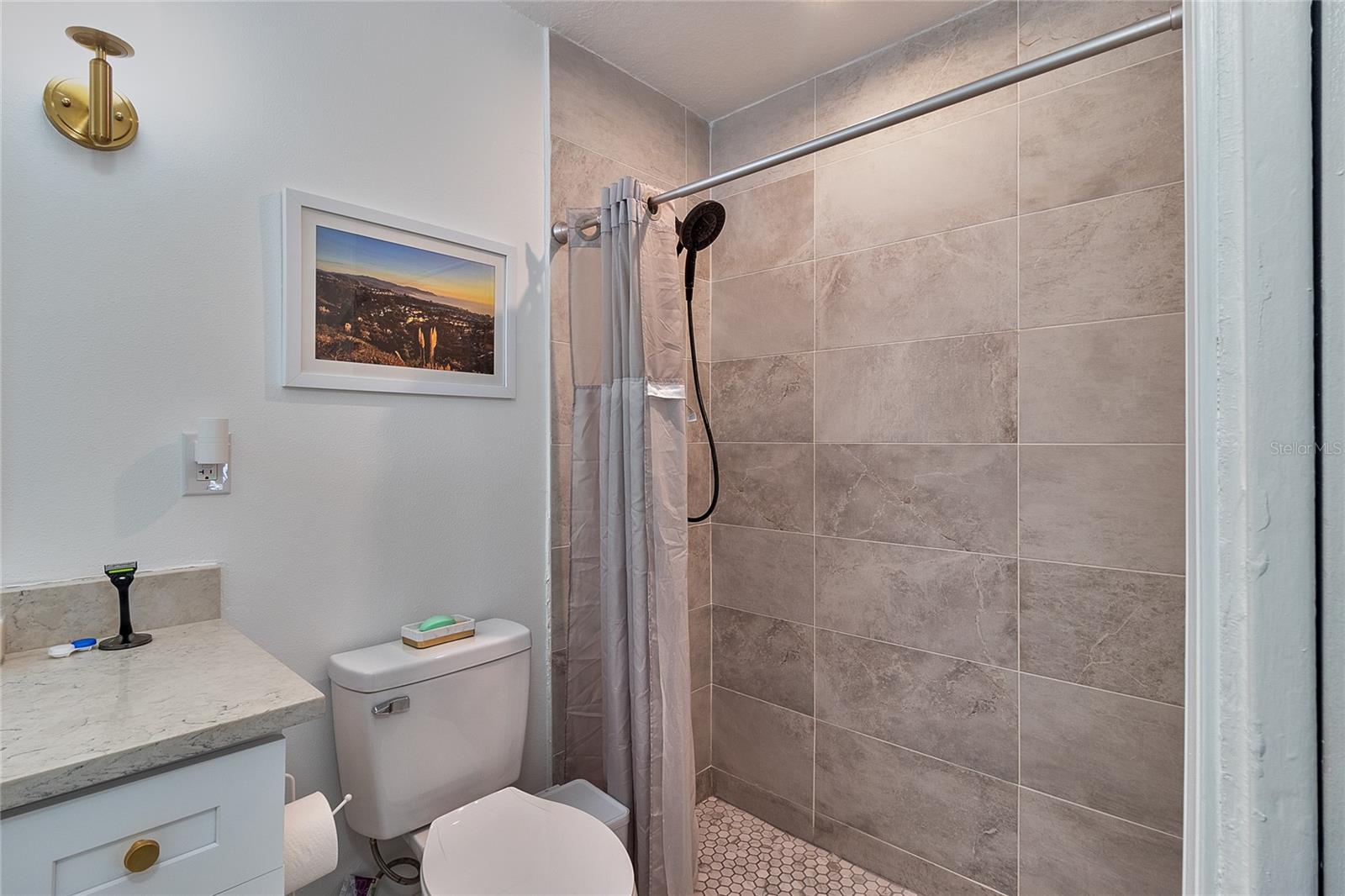 4331 HARBOR HILLS DR