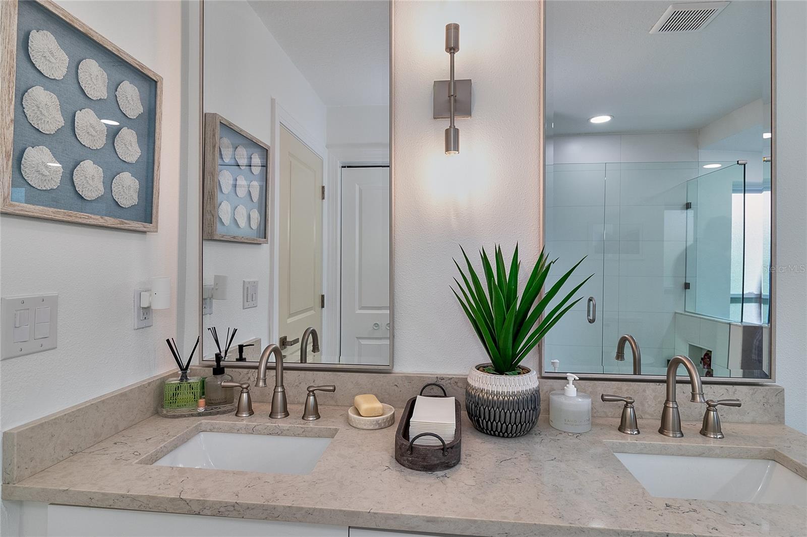 4331 HARBOR HILLS DR