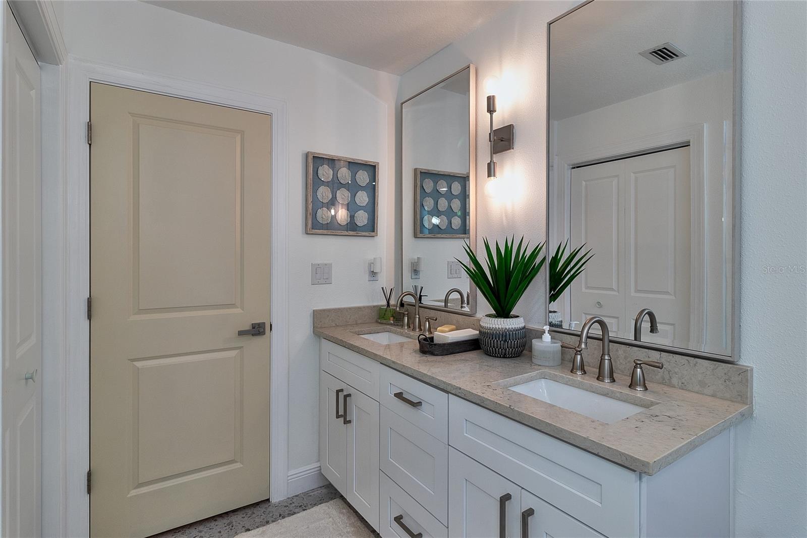 4331 HARBOR HILLS DR