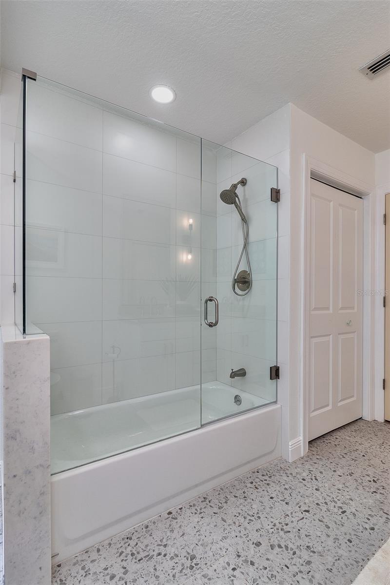 4331 HARBOR HILLS DR