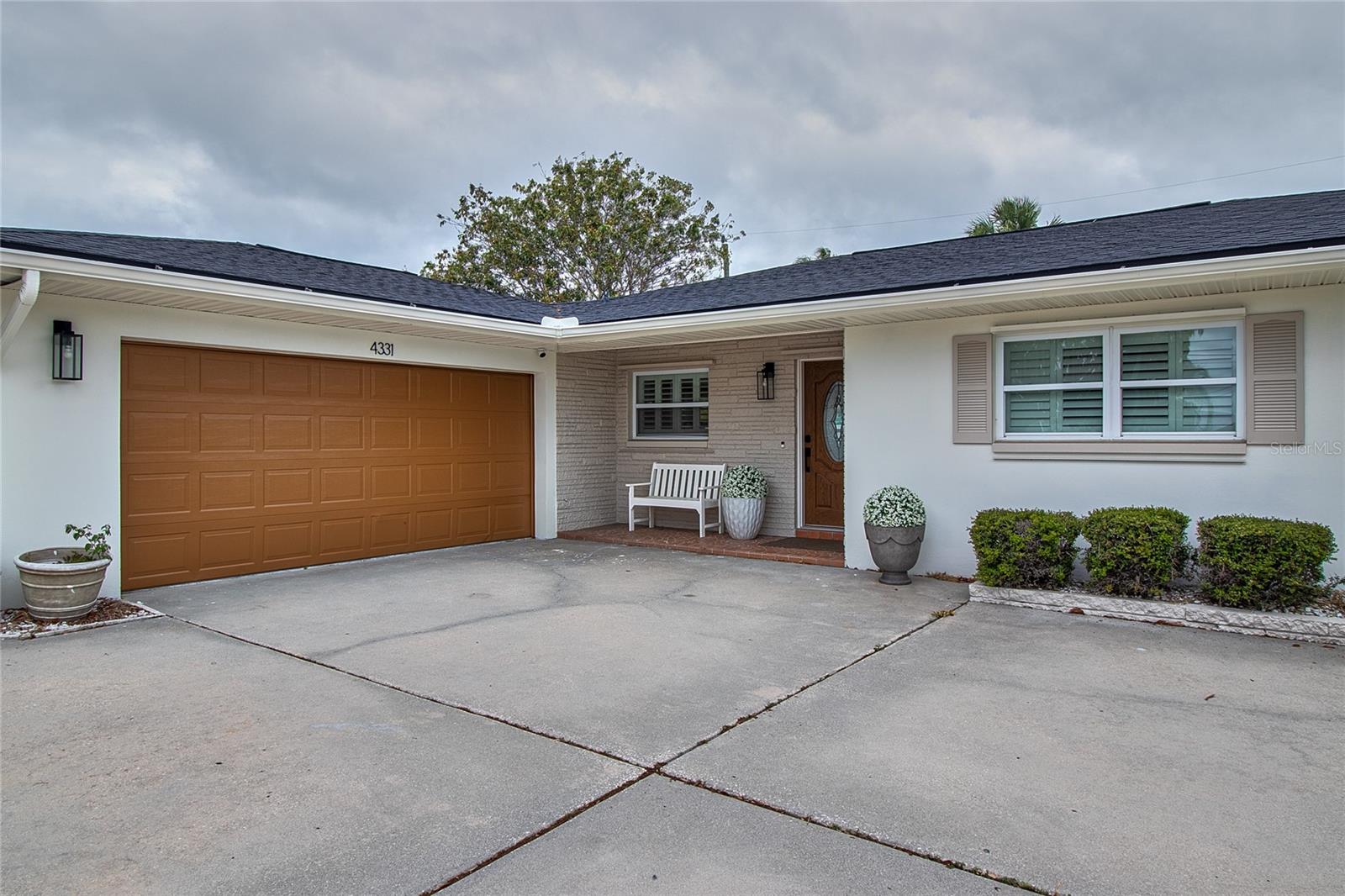 4331 HARBOR HILLS DR