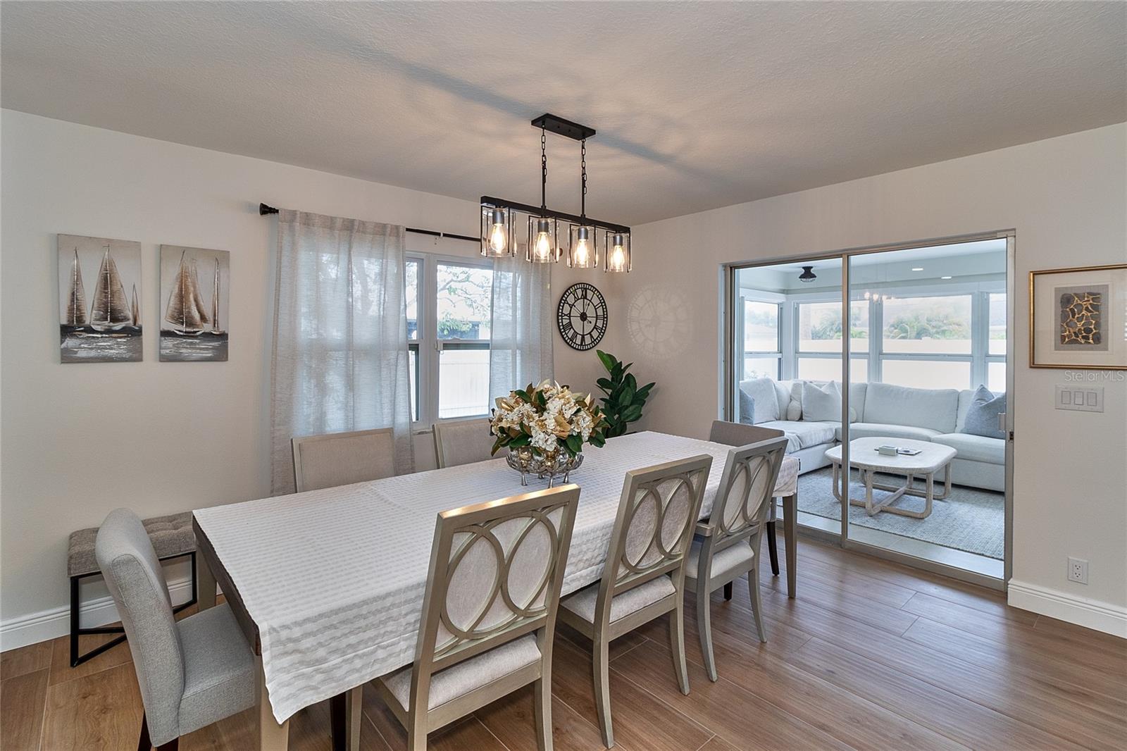 4331 HARBOR HILLS DR