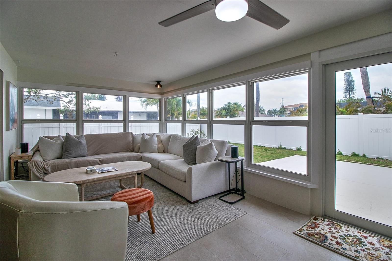 4331 HARBOR HILLS DR