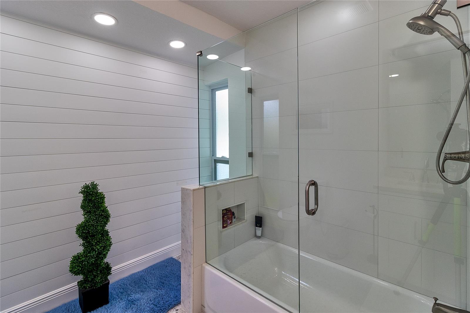 4331 HARBOR HILLS DR