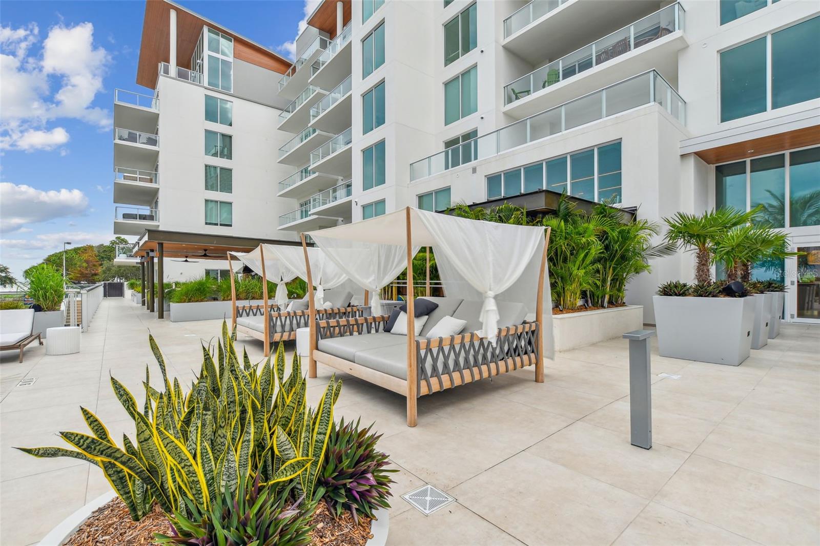 1020 SUNSET POINT RD #710