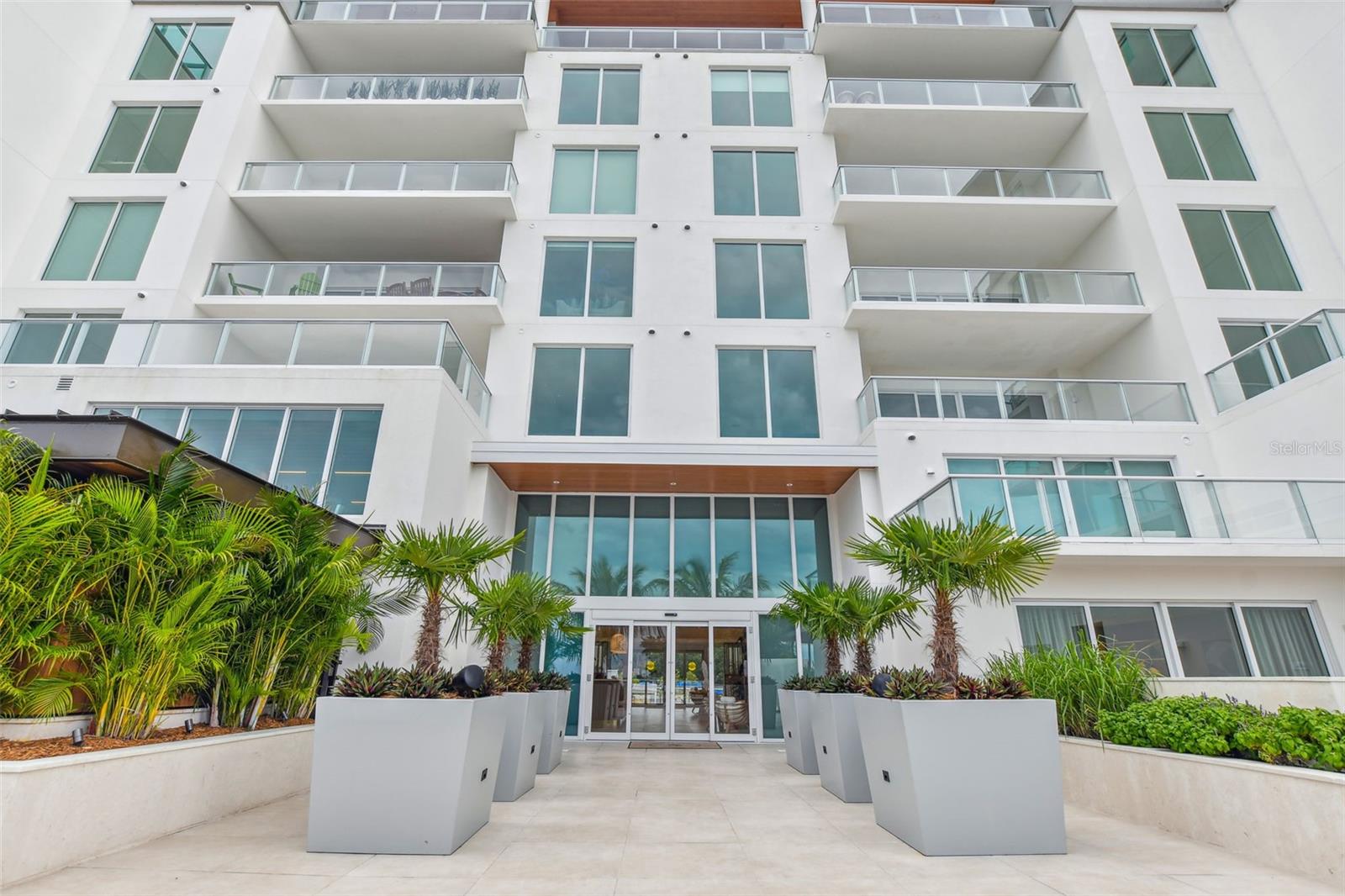 1020 SUNSET POINT RD #710