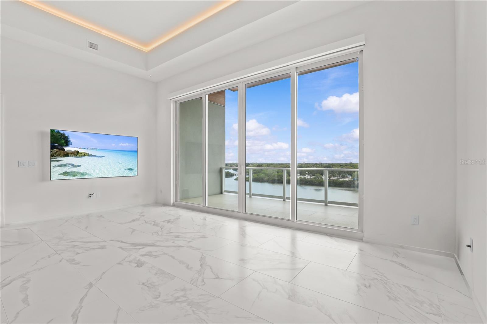 1020 SUNSET POINT RD #710