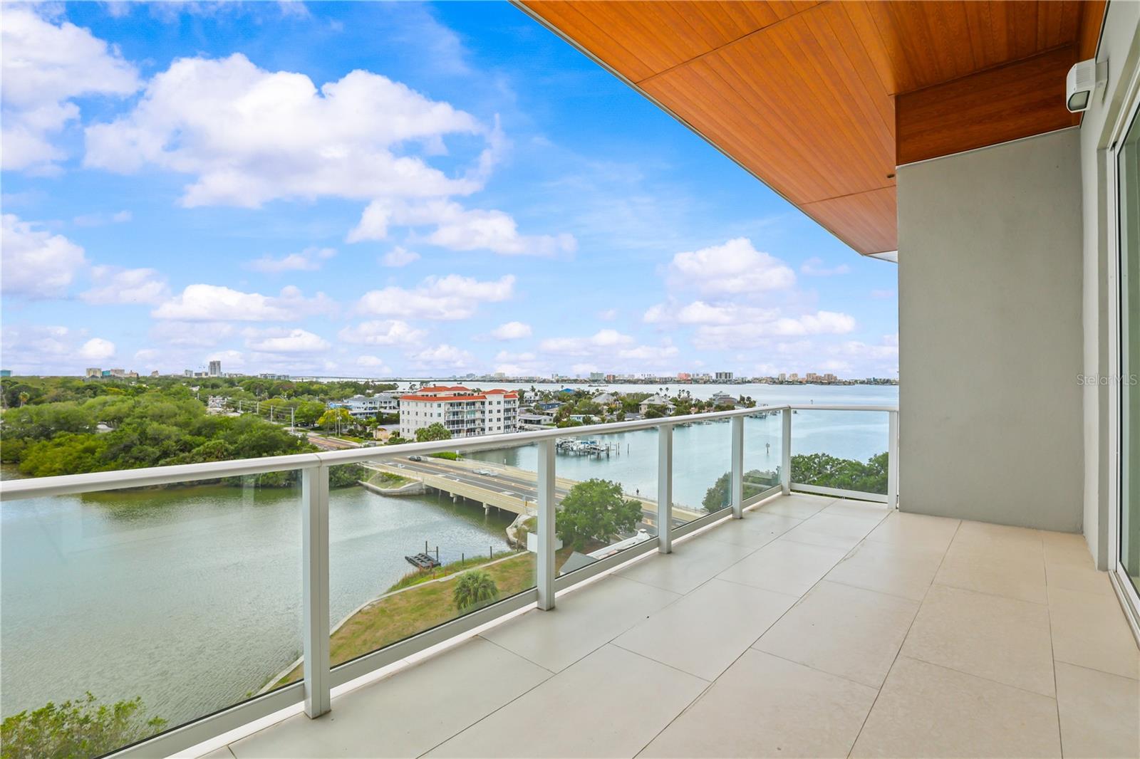 1020 SUNSET POINT RD #710