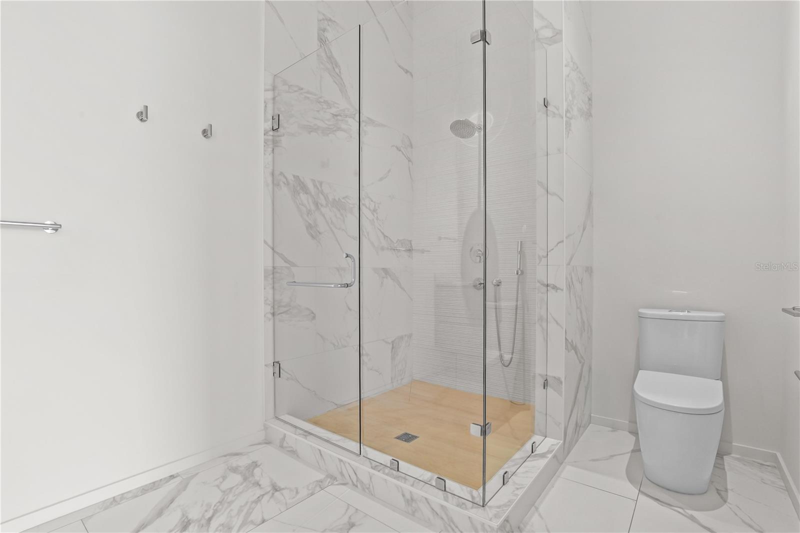 1020 SUNSET POINT RD #710