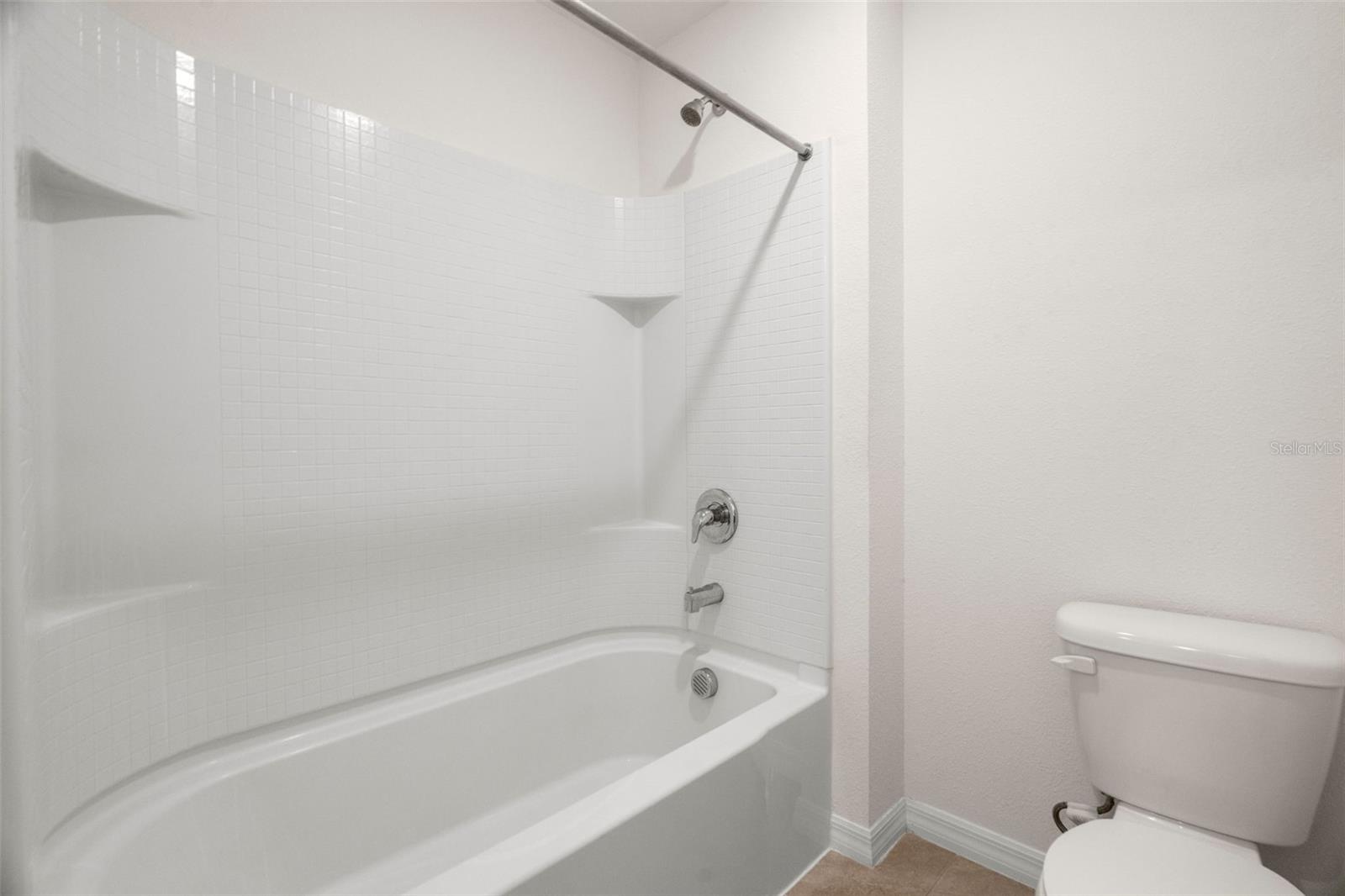 2818 GUMBO LIMBO DR