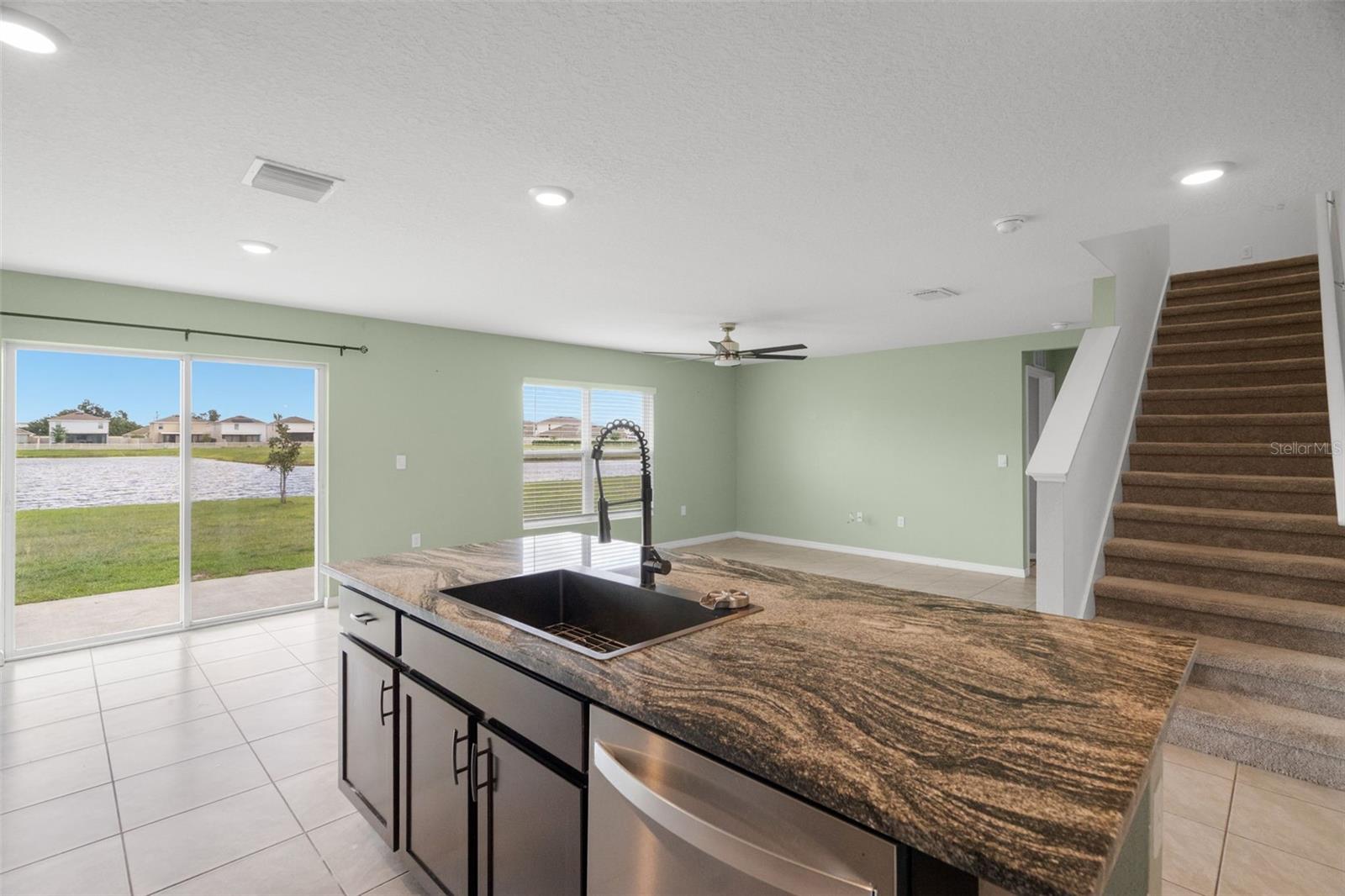 2818 GUMBO LIMBO DR