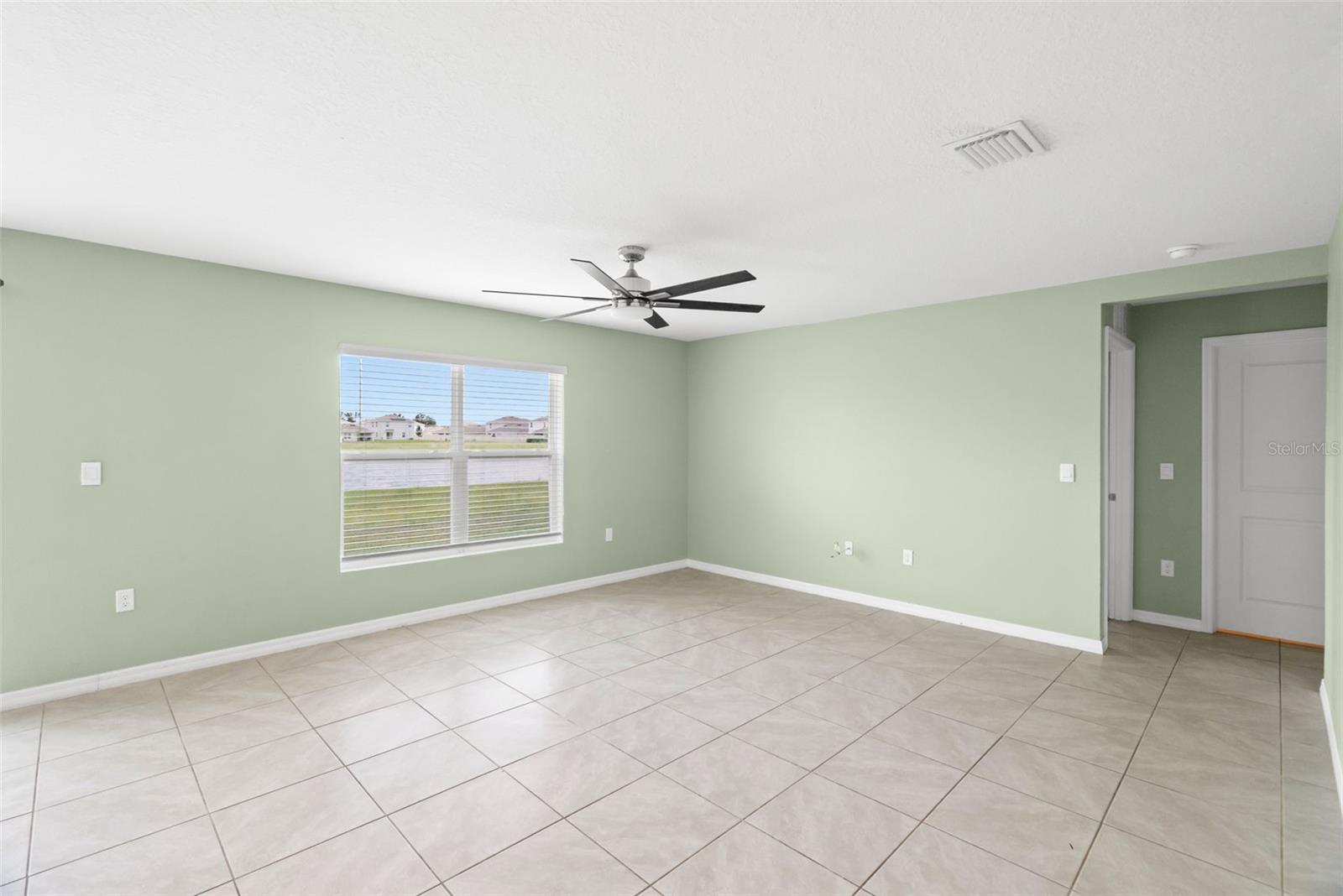 2818 GUMBO LIMBO DR