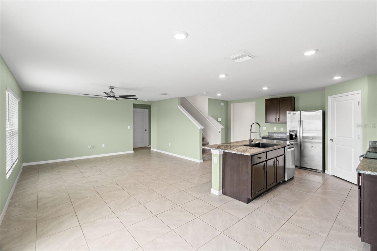 2818 GUMBO LIMBO DR