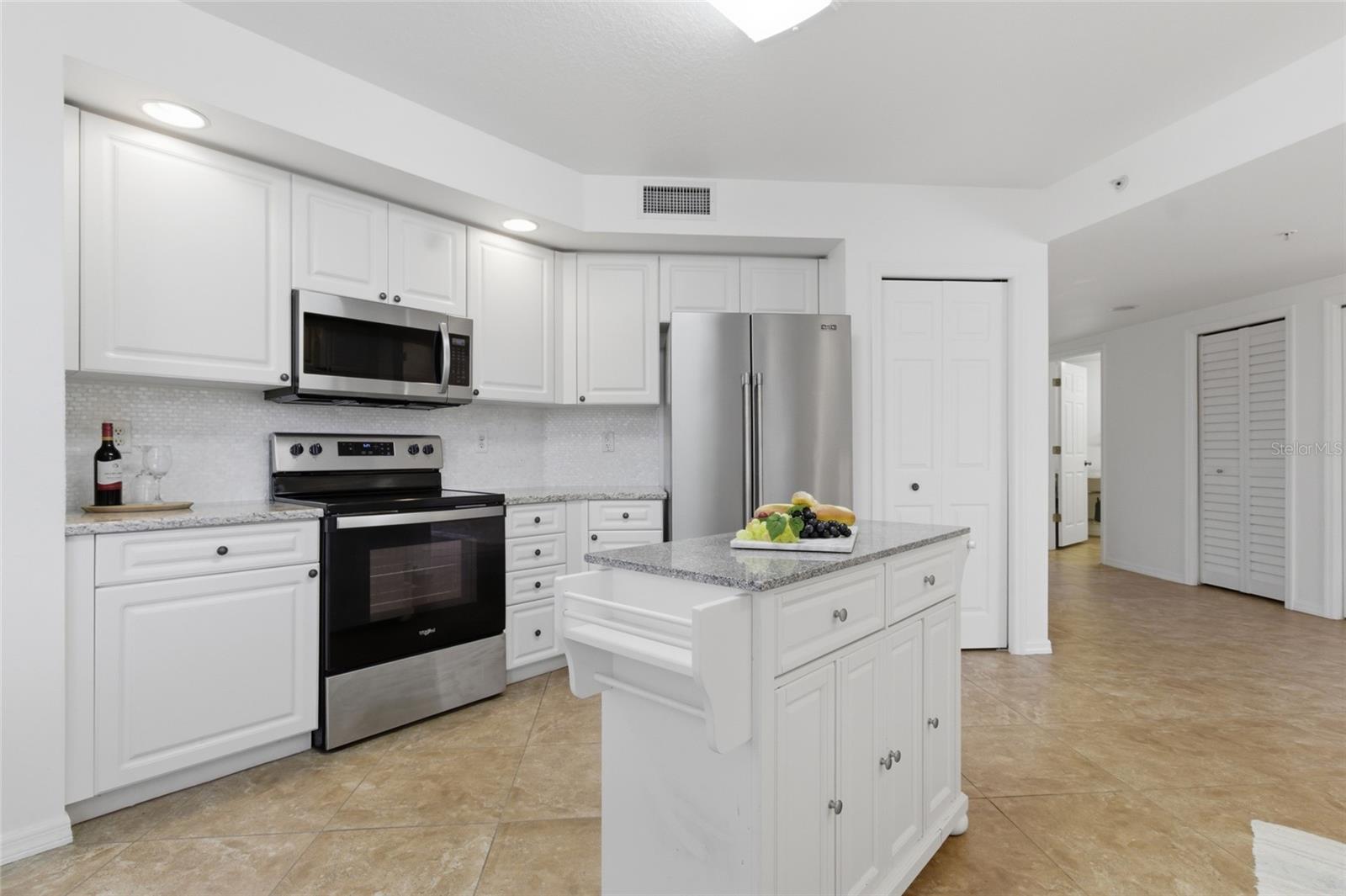 960 STARKEY RD #3106