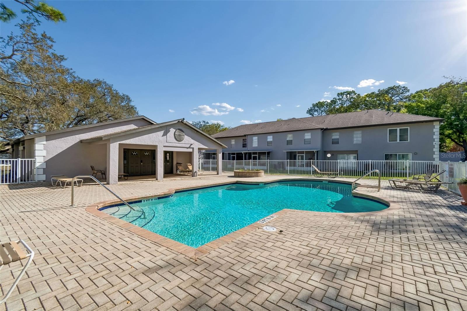 5156 SUNRIDGE PALMS DR