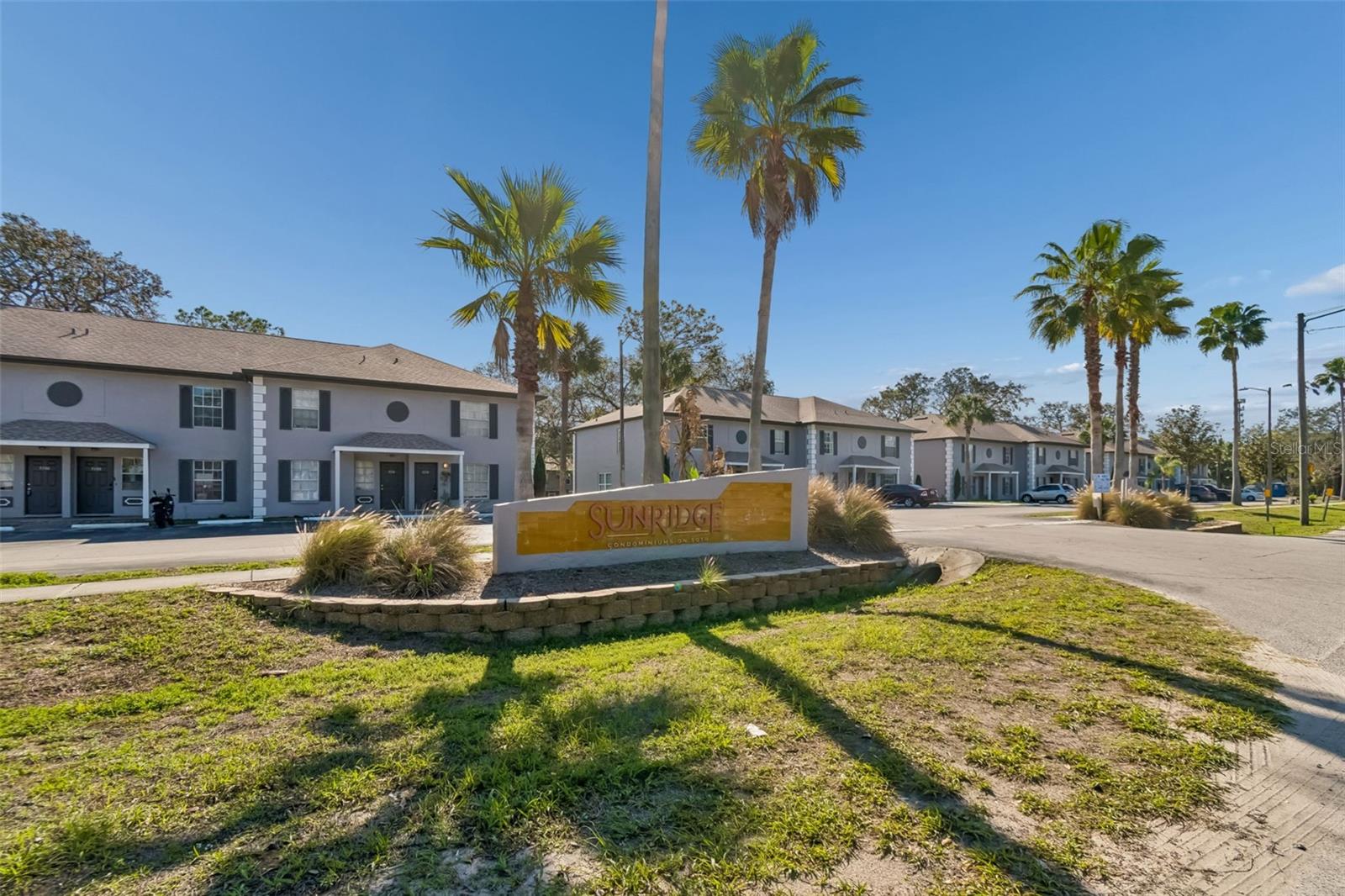 5156 SUNRIDGE PALMS DR