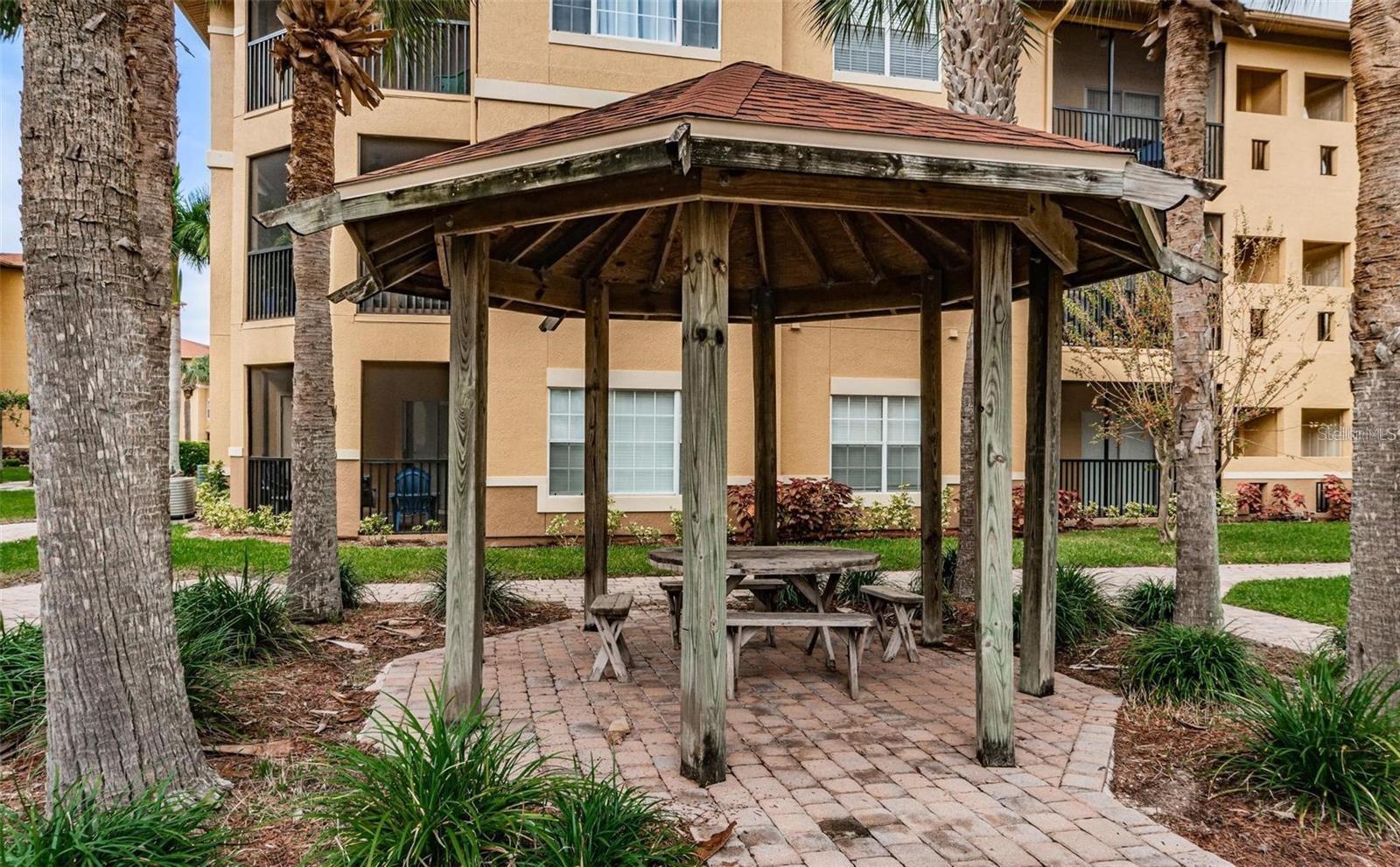4323 BAYSIDE VILLAGE DR #202