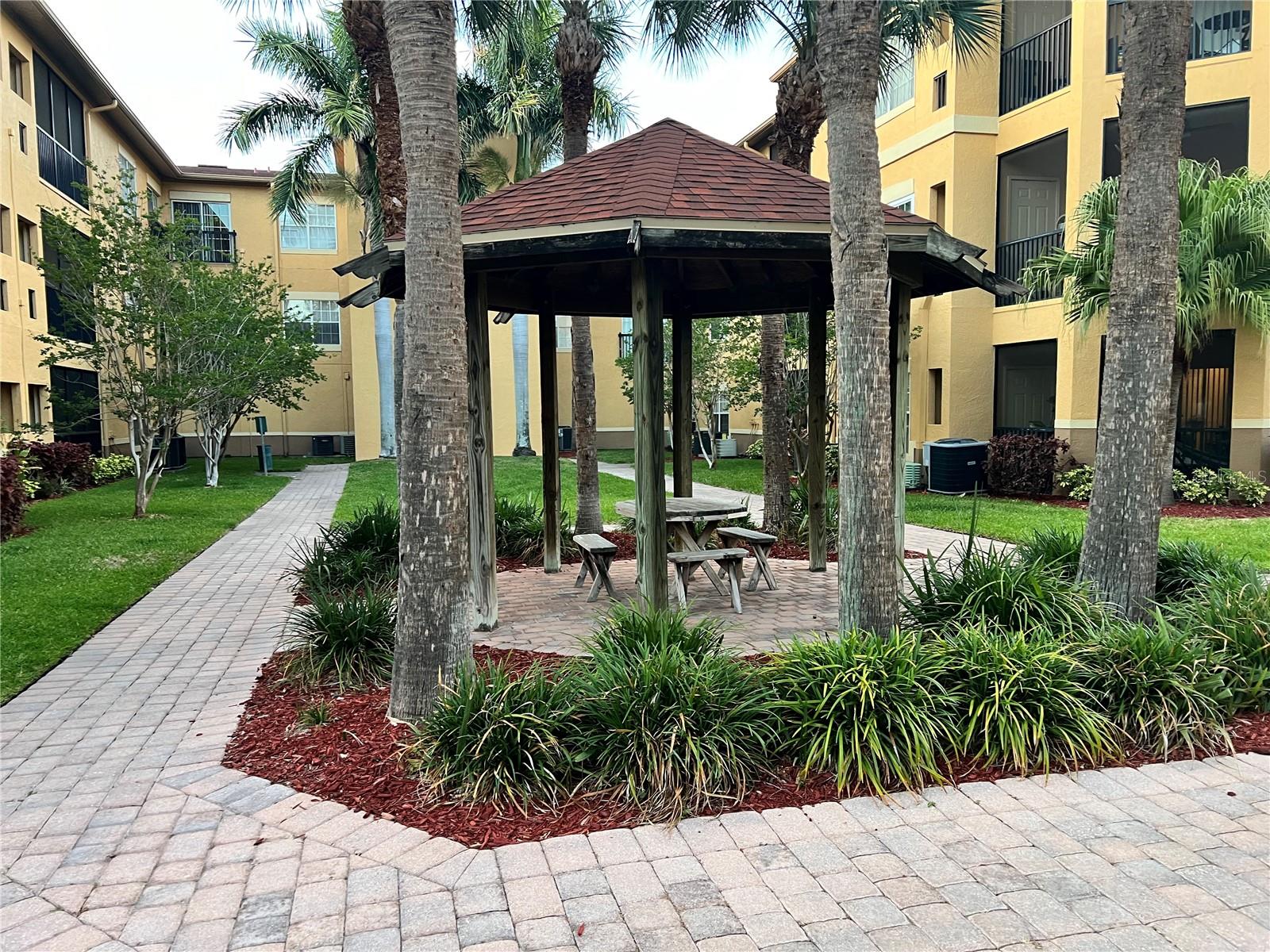 4323 BAYSIDE VILLAGE DR #202