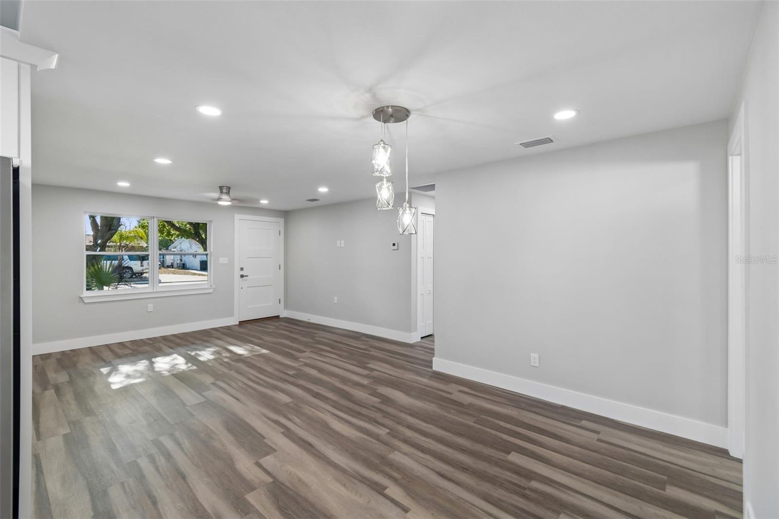 1434 NORMANDY BLVD