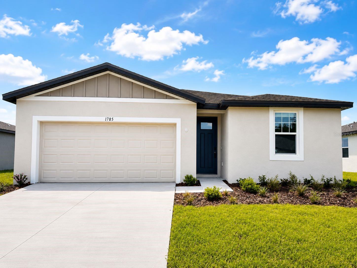 1785 FOREST RUN LN