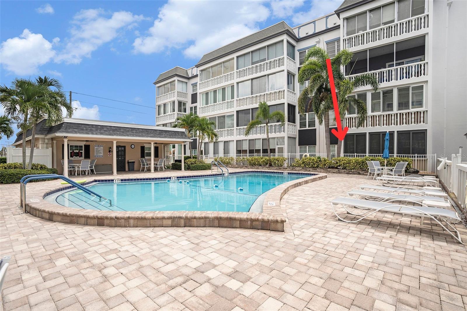 139 BLUFF VIEW DR #104