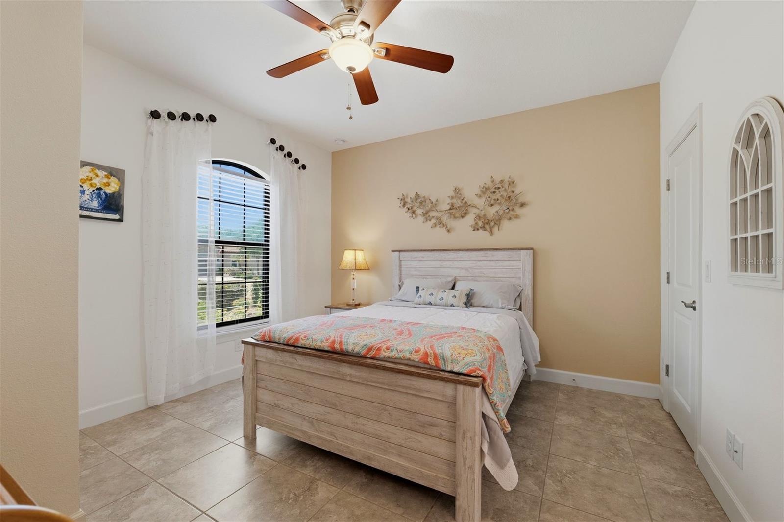 8412 ALBERATA VISTA DR