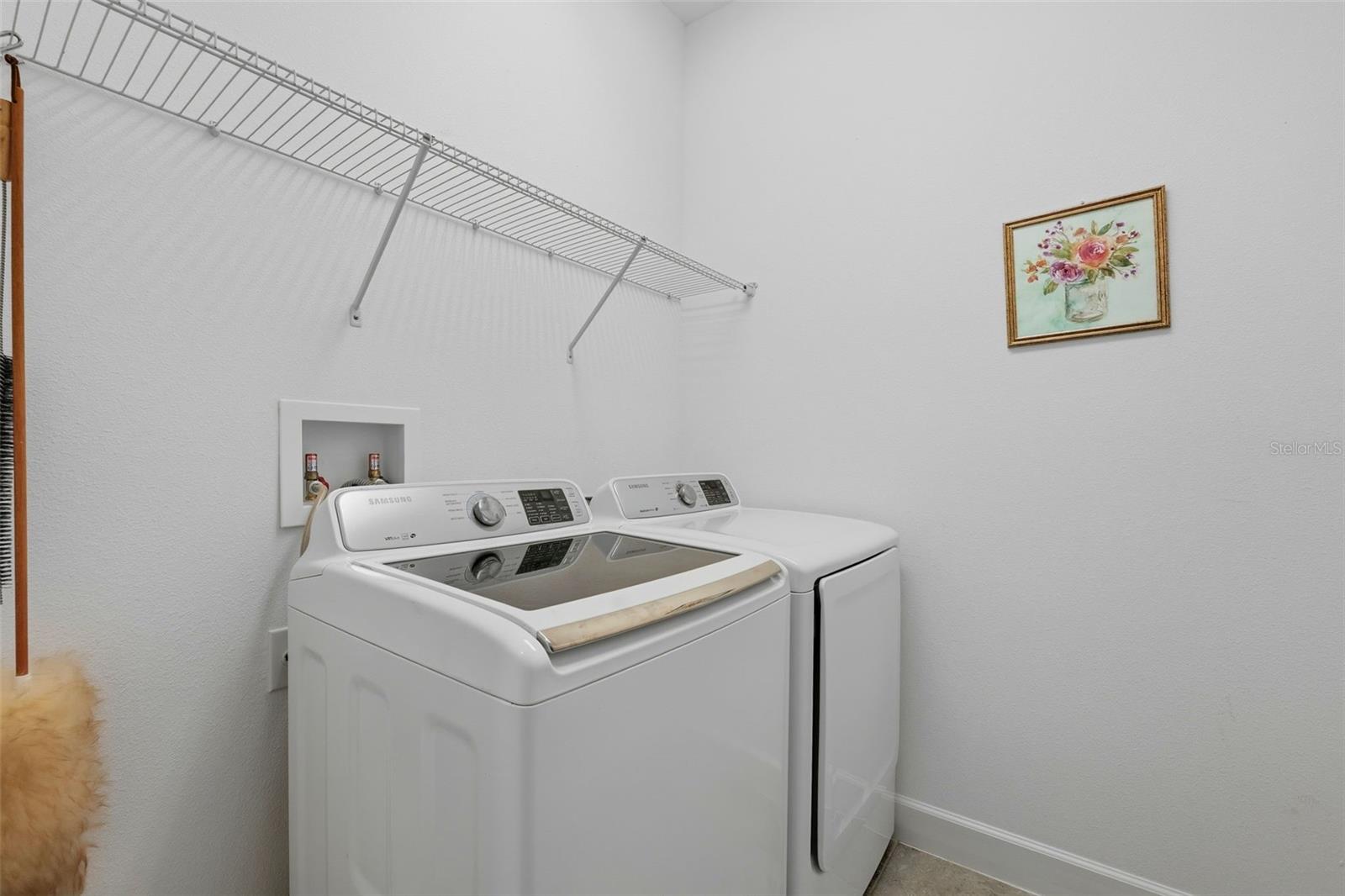 8412 ALBERATA VISTA DR